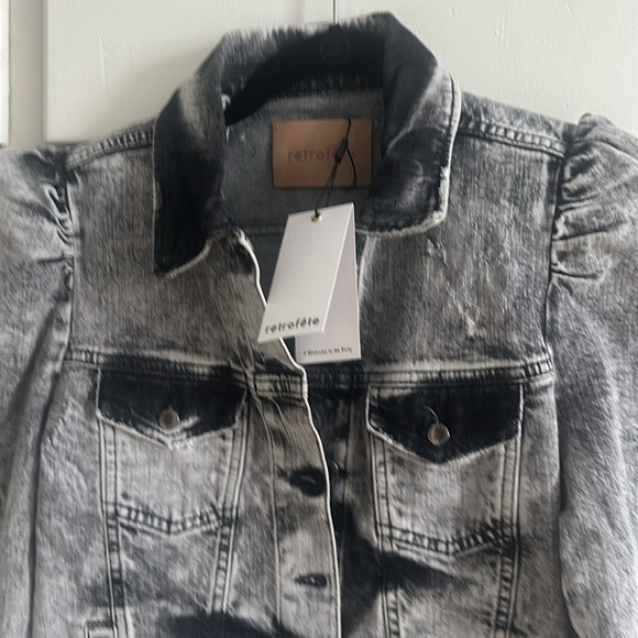 Retrofete Black acid wash puff sleeve denim jacket size small - Picture 5 of 7